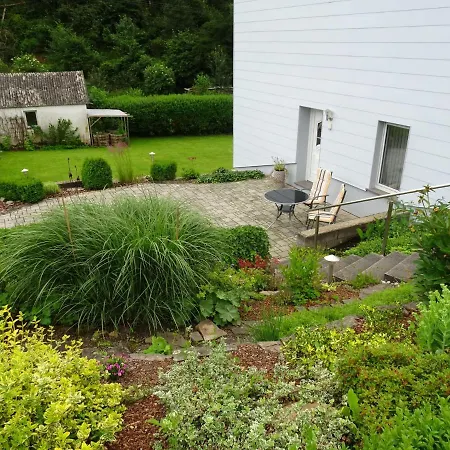Close To Hiking And Cycling Trails Apartment Lambertsberg