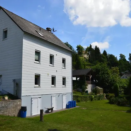 Apartment Close To Hiking And Cycling Trails