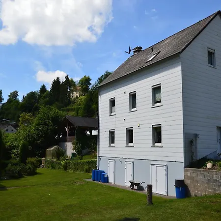 Waxweiler Riverside Retreat Lambertsberg